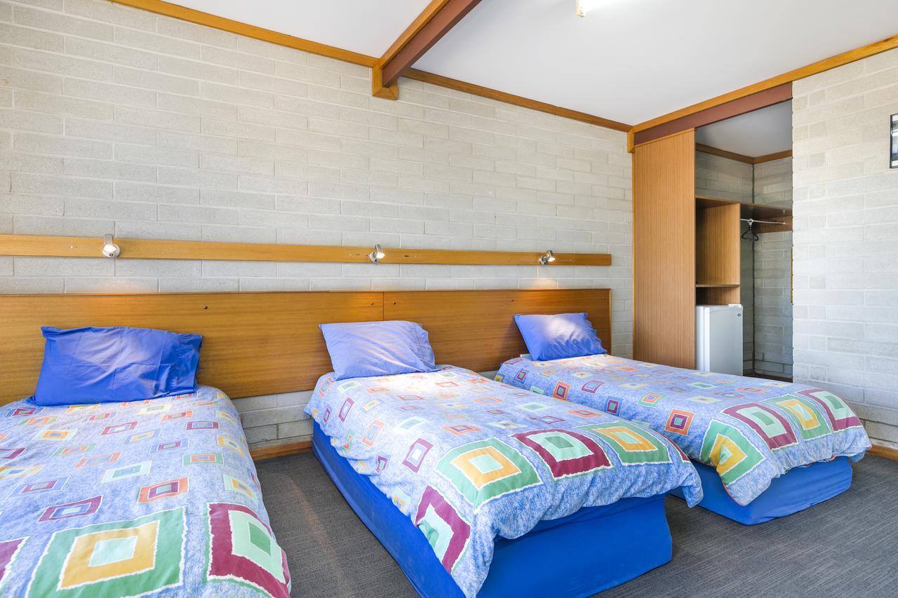 Nullarbor Roadhouse Hotel Exterior photo